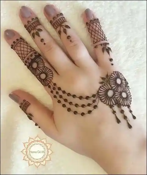 front hand mehndi design 104