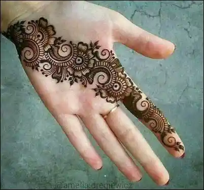 front hand mehndi design 122