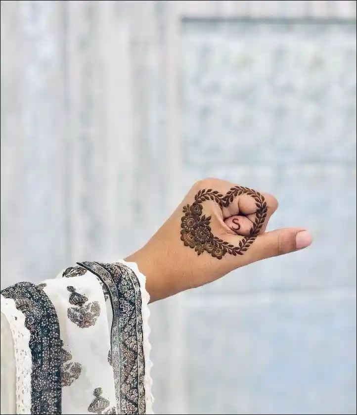 mehndi design simple 16