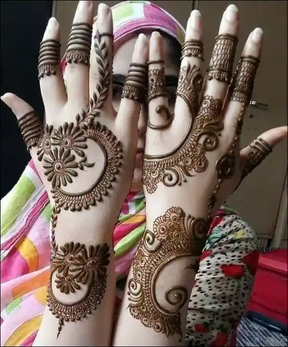 simple mehndi design 126