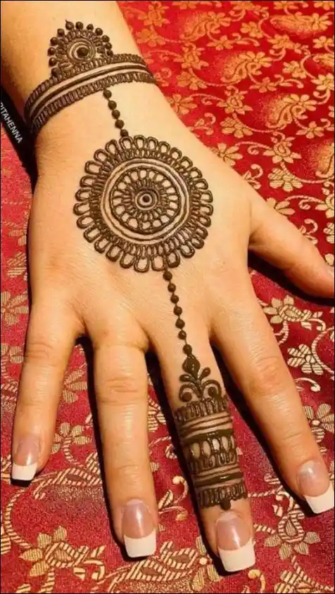 simple mehndi design 63